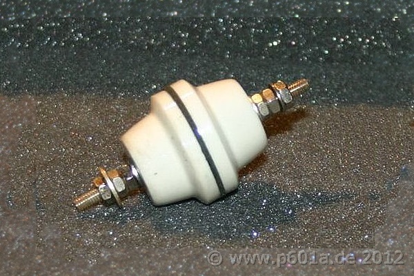 Keramik-Isolierkörper Trabant Kübel